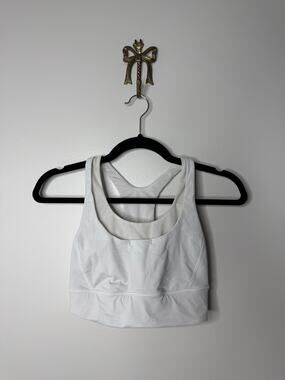 Lululemon Women's Run Stuff Your Bra Long Line White 4 Sports Bra Workout Gym